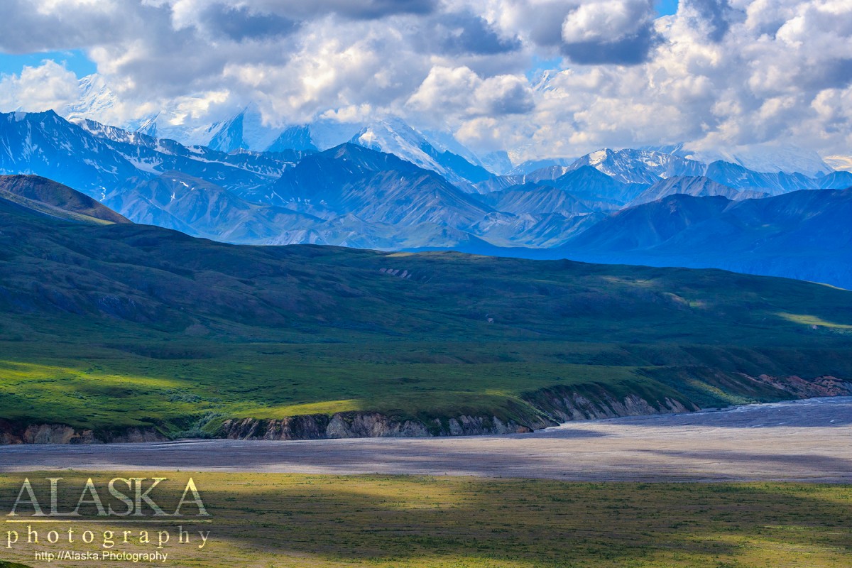 Looking at Denali in the clouds from Eielson Visitors Center.