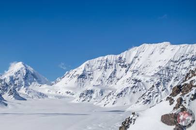 University Peak (left) and southeast face of Tressider Peak (right).